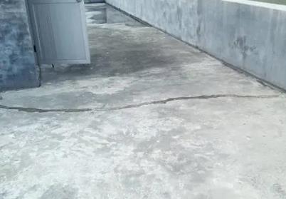 滑县楼顶漏水维修公司分享下如何解决卫生间隐蔽部位漏水的问题?